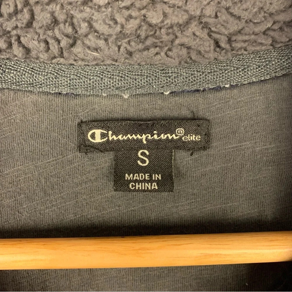 Champion Yale Blue 1/4 Zip Sweatshirt - Picture 6 of 6